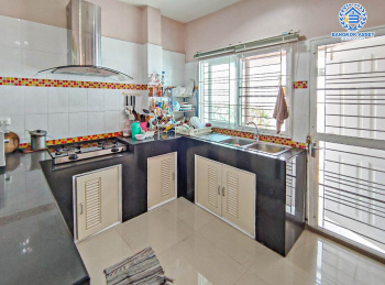 *****บ้านเดี่ยวมือสองนนทบุรี ม.คุณาภัทร5 บ้านกล้วย-ไทรน้อย หลังใหญ่พร้อมอยู่ เนื้อที่ 52.6 ตร.ว. ฟังก์ชันจัดเต็ม 3 ห้องนอน 2 ห้องน้ำ จอดรถได้ 2 คัน บนทำเลของความสะดวกสบาย ที่ใกล้เซ็นทรัลเวสต์เกต, จุดขึ้นทางด่วน "กาญจนาภิเษก" และรถไฟฟ้าสายสีม่วง "สถานีคลองบางไผ่"